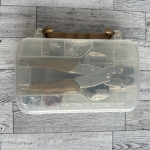 Crop-A-Dile We R Memory Keepers Hole Punch & Eyelet Kit Storage Case